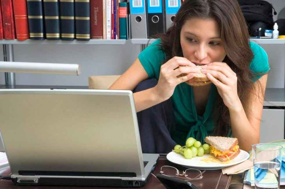 Los riesgos del teletrabajo y el confinamiento Los riesgos del teletrabajo y el confinamiento