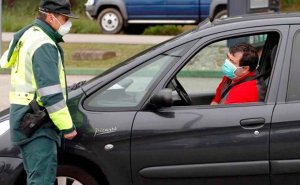 Controles en estaciones de tren y carreteras