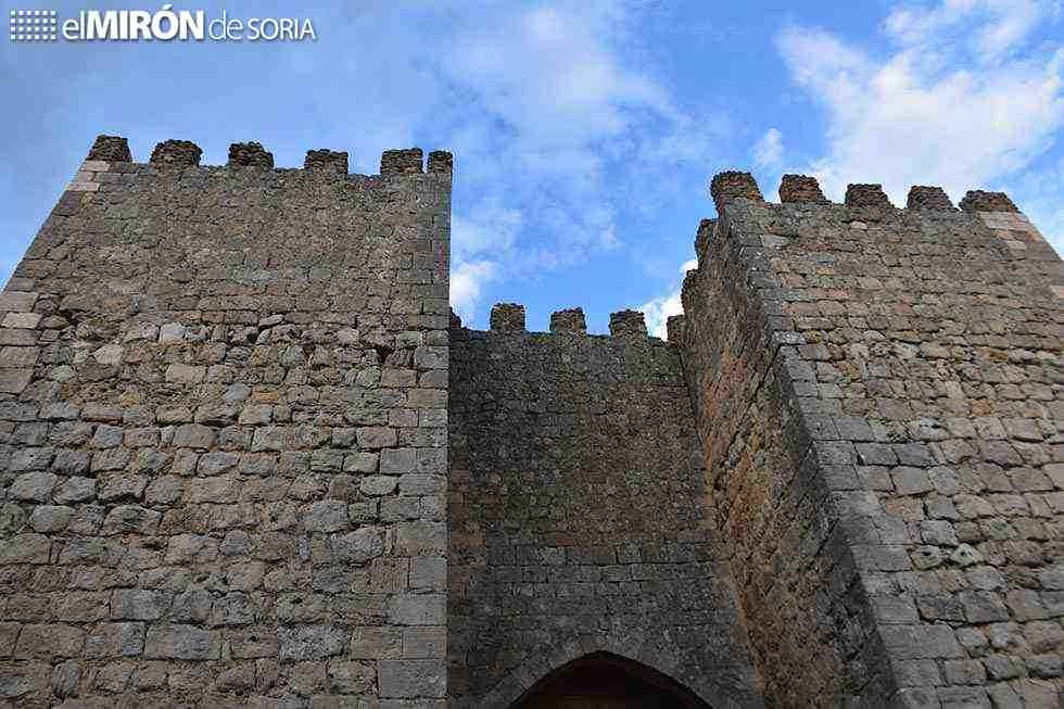 Fomento confirma fondos para segunda fase de muralla Fomento confirma fondos para segunda fase de muralla
