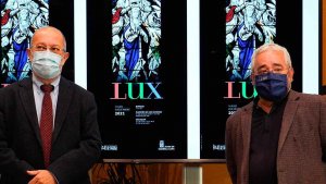 Presentada la imagen promocional de "Lux"