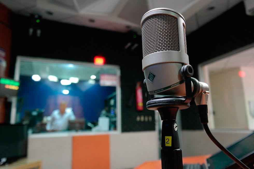 Los periodistas exigen titulados para nuevas emisoras