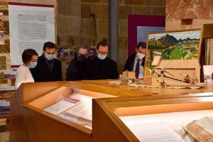 La Junta muestra singularidades de bodegas de Atauta