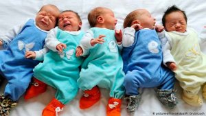 La natalidad sigue descendiendo en España