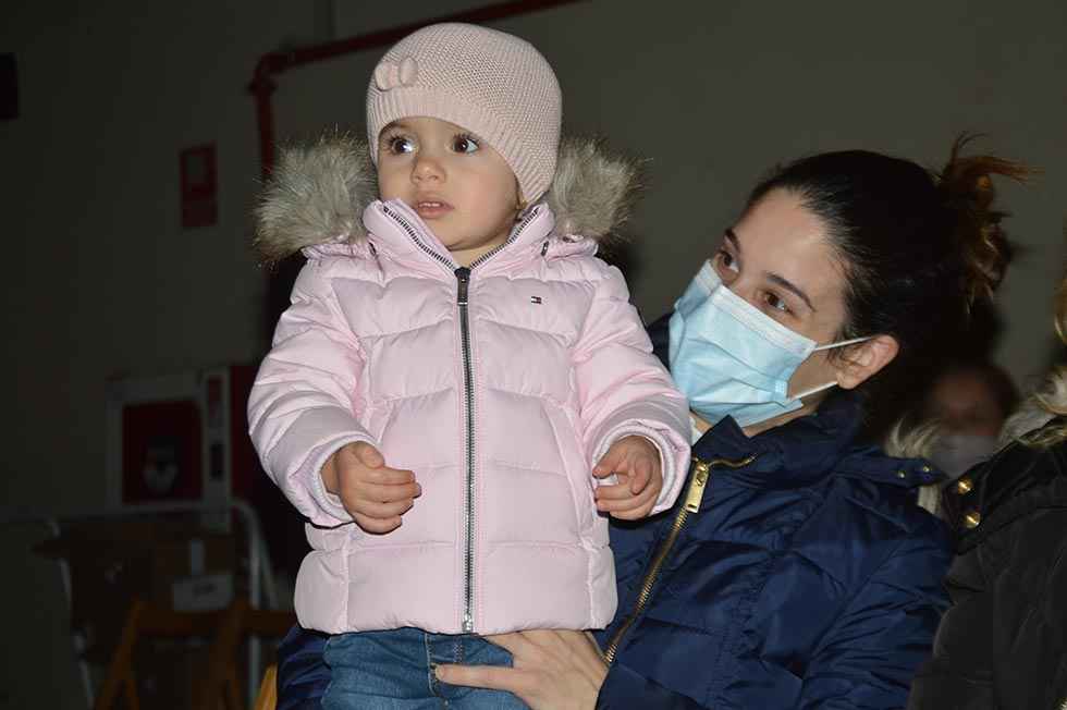 Los niños de Camaretas, con los Reyes Magos - fotos