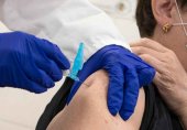 Vacunación para 42.000 profesionales sanitarios