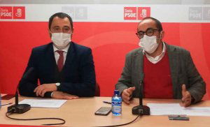 El PSOE califica de "limosnas" las ayudas de Diputación y Junta El PSOE califica de "limosnas" las ayudas de Diputación y Junta