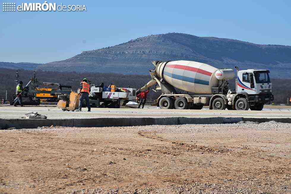 Los primeros aviones del Ejército, en marzo