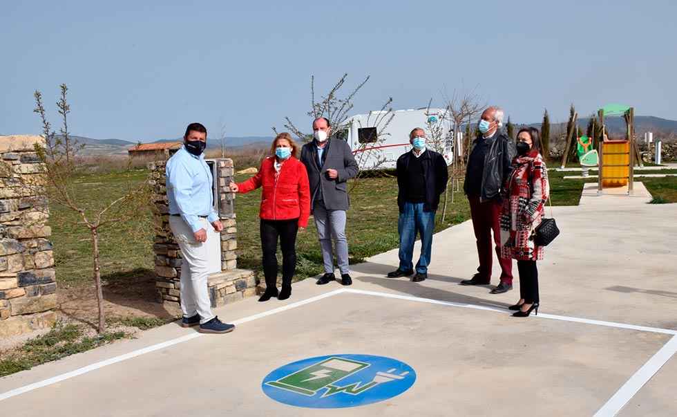Valdelagua del Cerro inaugura un área de autocaravanas Valdelagua del Cerro inaugura un área de autocaravanas