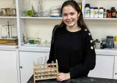 Oro y plata en Olimpiadas de Física y de Química