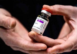 España retoma la vacunación con AstraZeneca