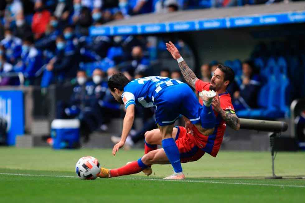 El Numancia cae a la tercera plaza