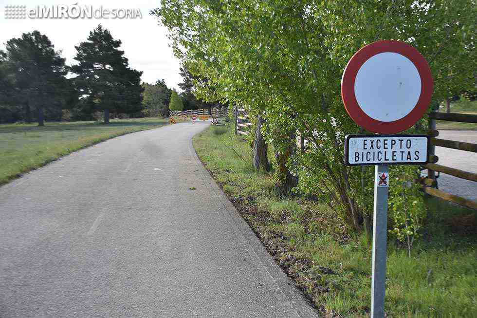 El carril bici, afectado por obras de canalización