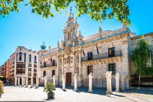 Supresión de 17 títulos universitarios