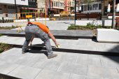 Escalones señalizados en la plaza de las Concepciones Escalones señalizados en la plaza de las Concepciones