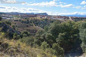 El Cerro de los Moros llega al Consejo de Urbanismo