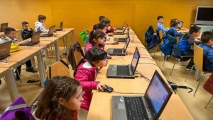 Más de 400 centros educativos, con acreditación "CoDiCe TIC"