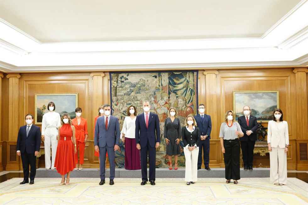 Los nuevos miembros del Gobierno prometen sus cargos  Los nuevos miembros del Gobierno prometen sus cargos