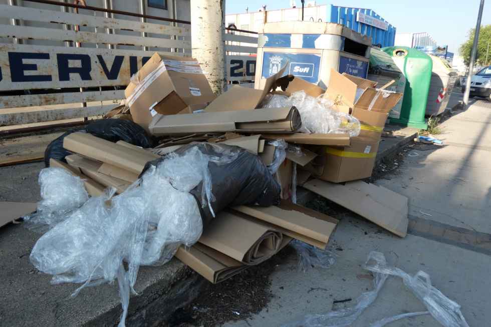 Cs denuncia lamentable abandono de polígono Las Casas Cs denuncia lamentable abandono de polígono Las Casas