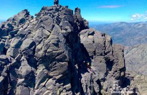 Rescatado montañero herido en Pico Almanzor