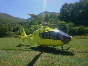 Fallece motociclista tras chocar contra guardarrail