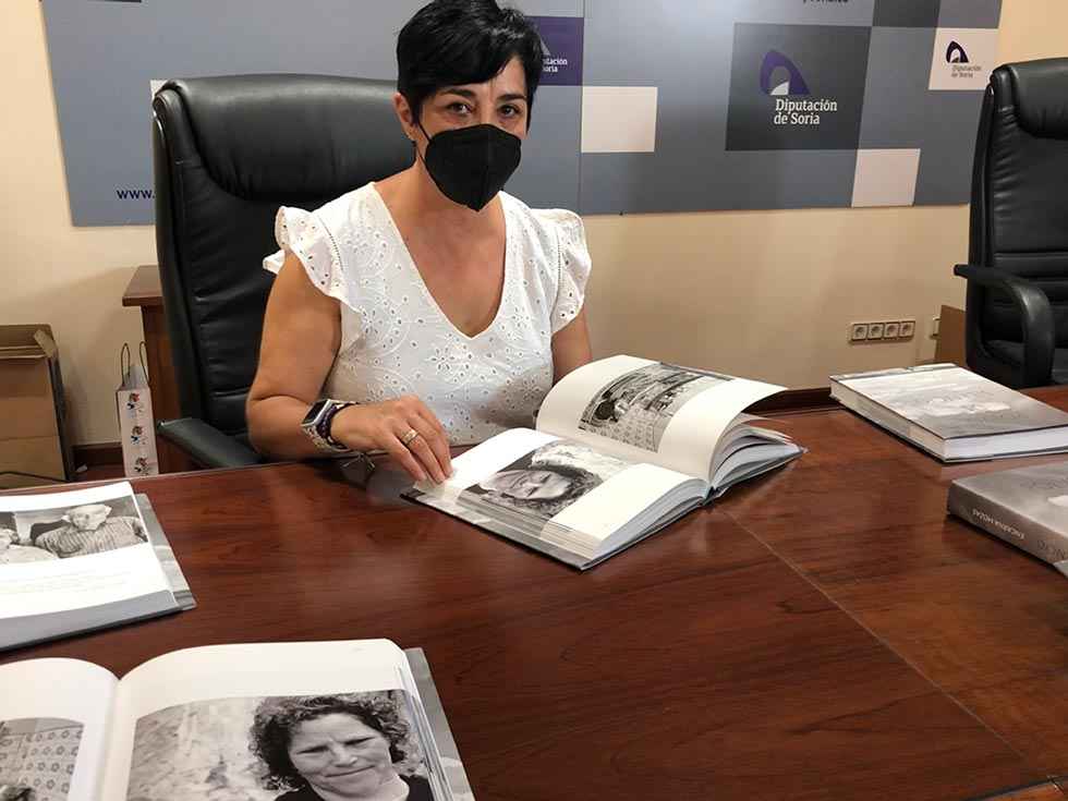 Presentación de "Polvo de Silencio", de Encarna Mozas 