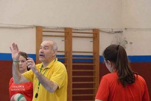 El voleibol homenajea a José Miguel Serrato