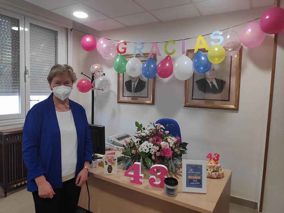 "Lali", 43 años de servicio a las empresas "Lali", 43 años de servicio a las empresas
