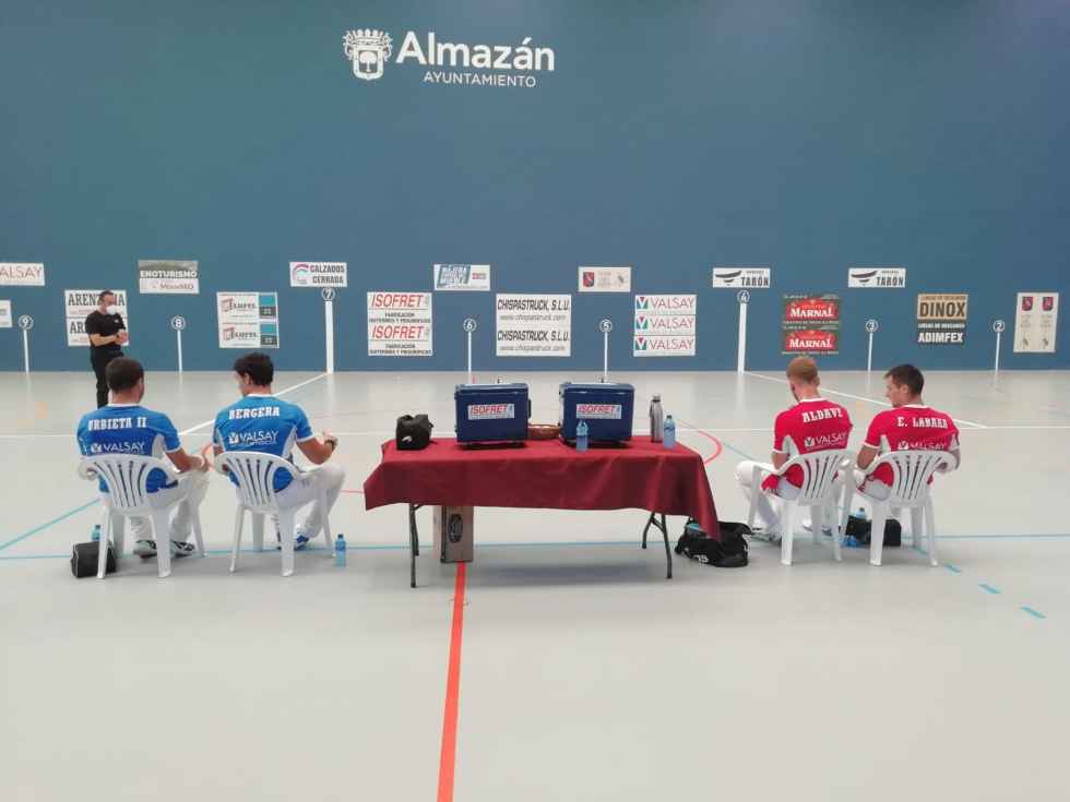 Pelota a mano para estrenar remodelación del polideportivo Pelota a mano para estrenar remodelación del polideportivo