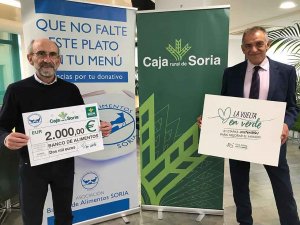 Cheque solidario de la campaña "La Vuelta en Verde"