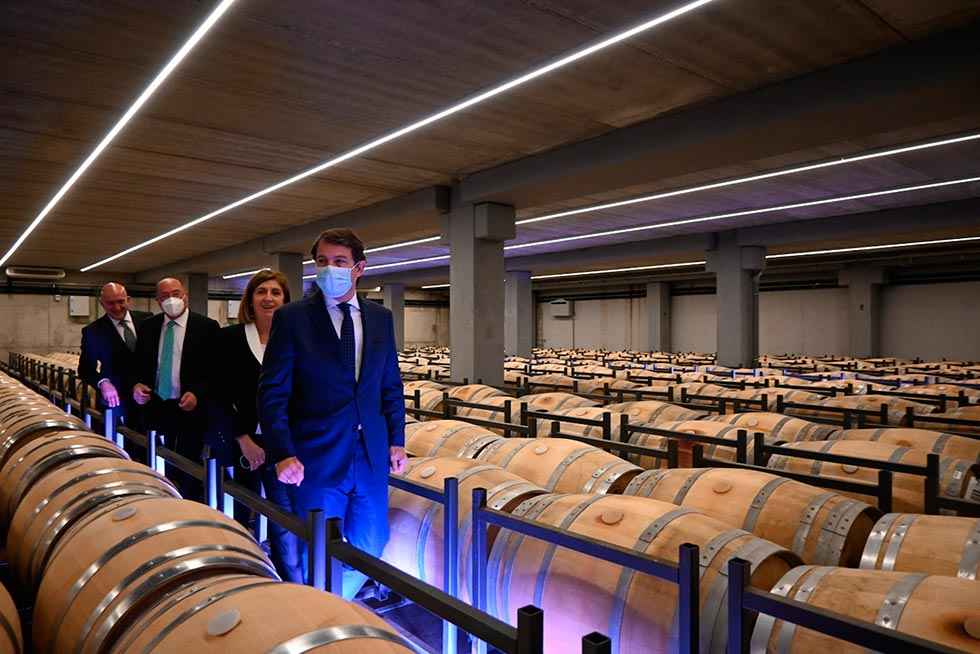Mañueco apuesta por liderazgo en innovación agraria y agroalimentaria Mañueco apuesta por liderazgo en innovación agraria y agroalimentaria