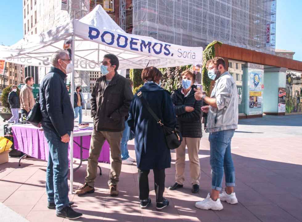 Podemos explica sus soluciones para subida de luz