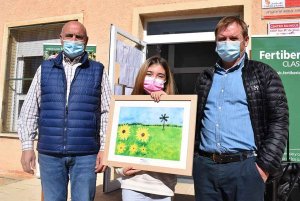 Una alumna agredeña gana concurso de pintura rural