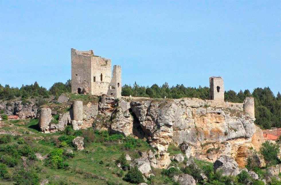 El castillo de Calatañazor, en Lista Roja