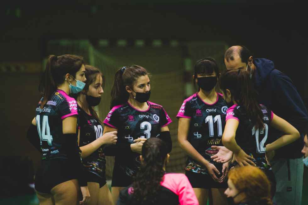 El Sporting femenino planta cara en Valladolid El Sporting femenino planta cara en Valladolid