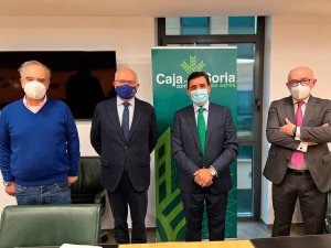 Convenio de Caja Rural con Colegio de Médicos