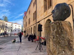 Homenaje a Machado en 83 aniversario de su muerte