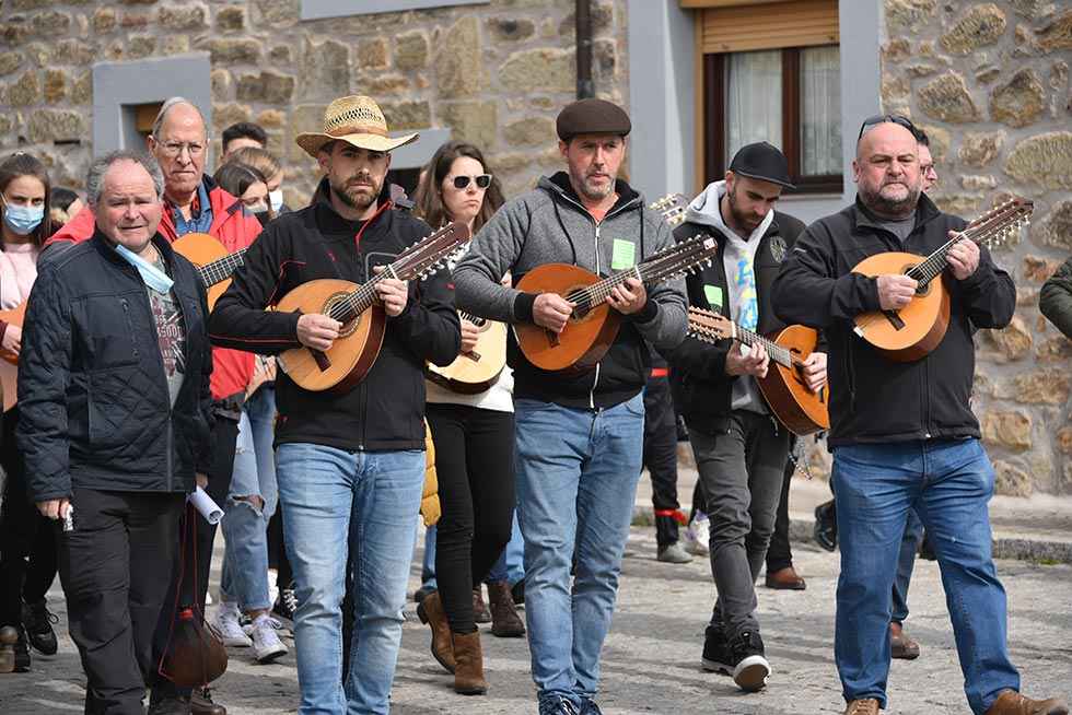 Duruelo de la Sierra: rondalla de carnaval - fotos