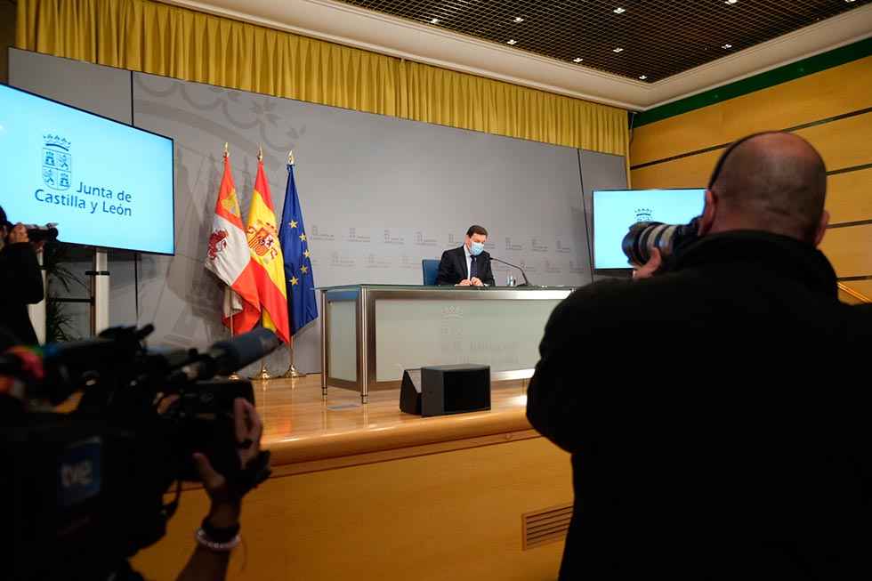 El PP se cita con Vox y Soria ¡Ya! para gobernabilidad