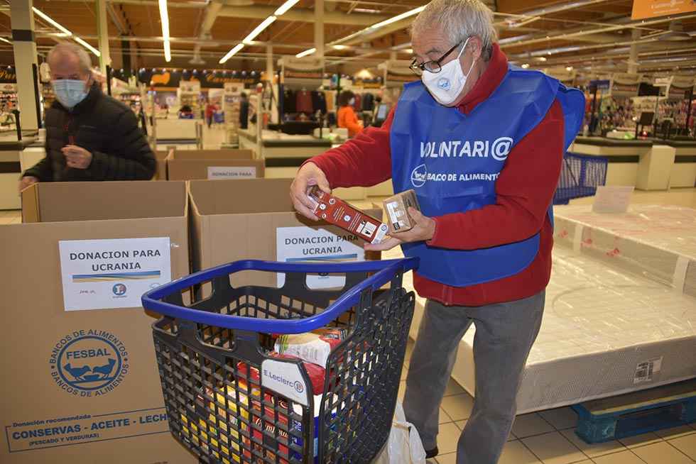 E. Leclerc: recogida de alimentos para Ucrania - fotos