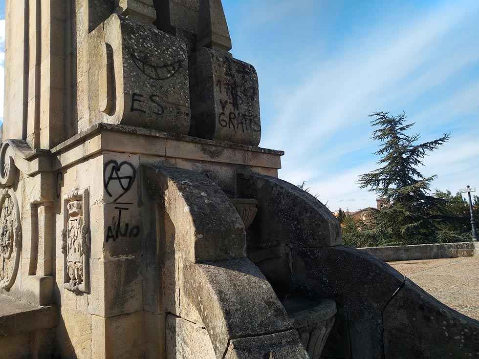 Lamentable estado del mirador del Sagrado Corazón Lamentable estado del mirador del Sagrado Corazón