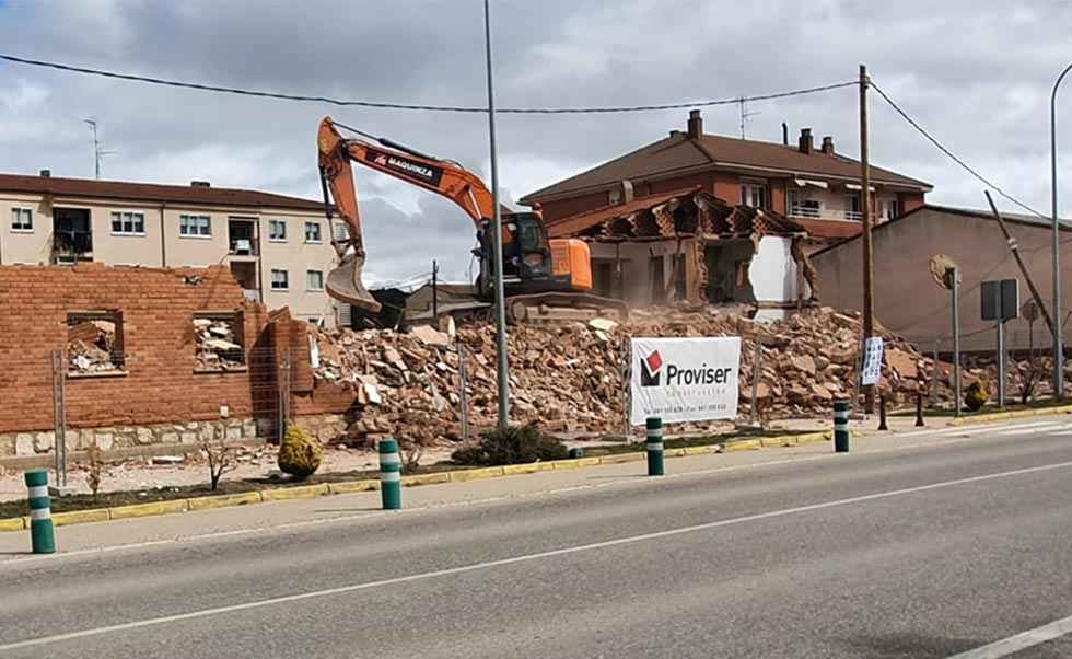 Demolición del cuartel de San Esteban de Gormaz Demolición del cuartel de San Esteban de Gormaz