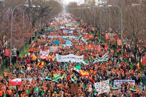 TRIBUNA / Hartos de la mentira