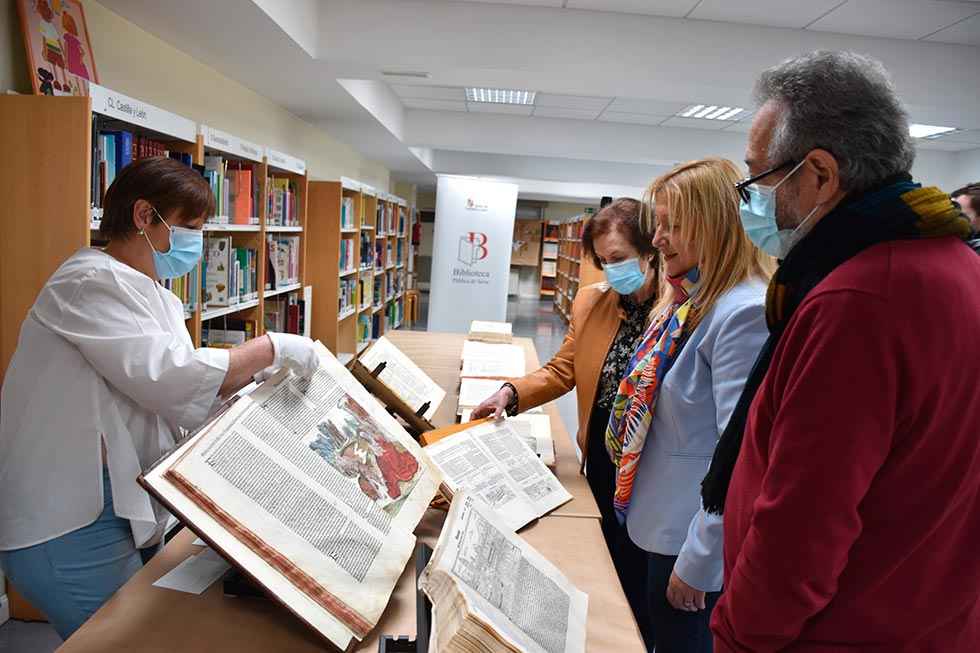 Exposición sobre Chaves Novales en la Biblioteca