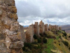 Estudio arqueológico en fortaleza de Gormaz