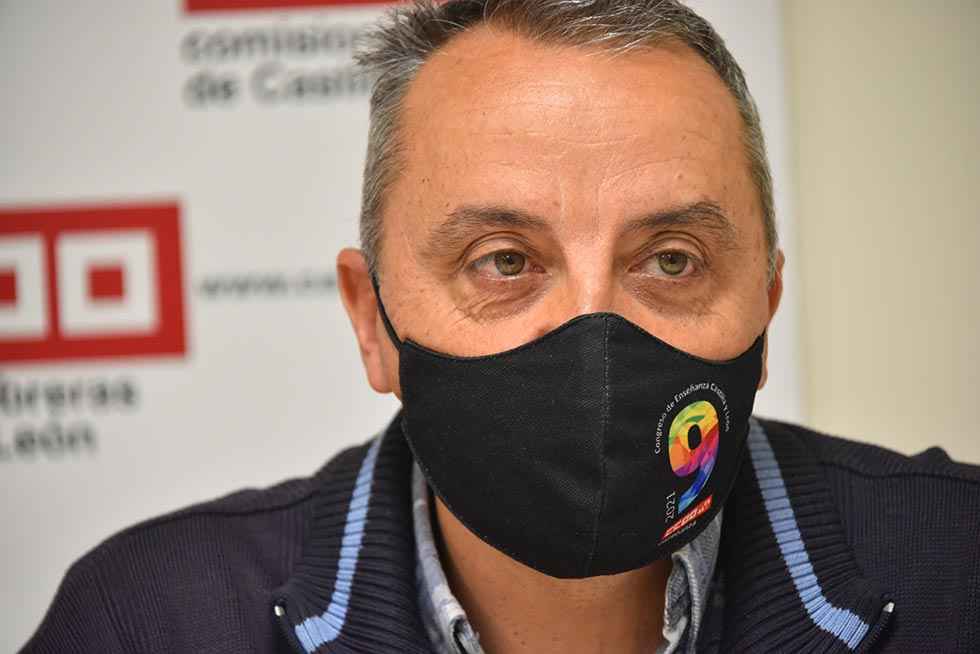 Piden reducir horario lectivo a profesores de más de 55 años Piden reducir horario lectivo a profesores de más de 55 años