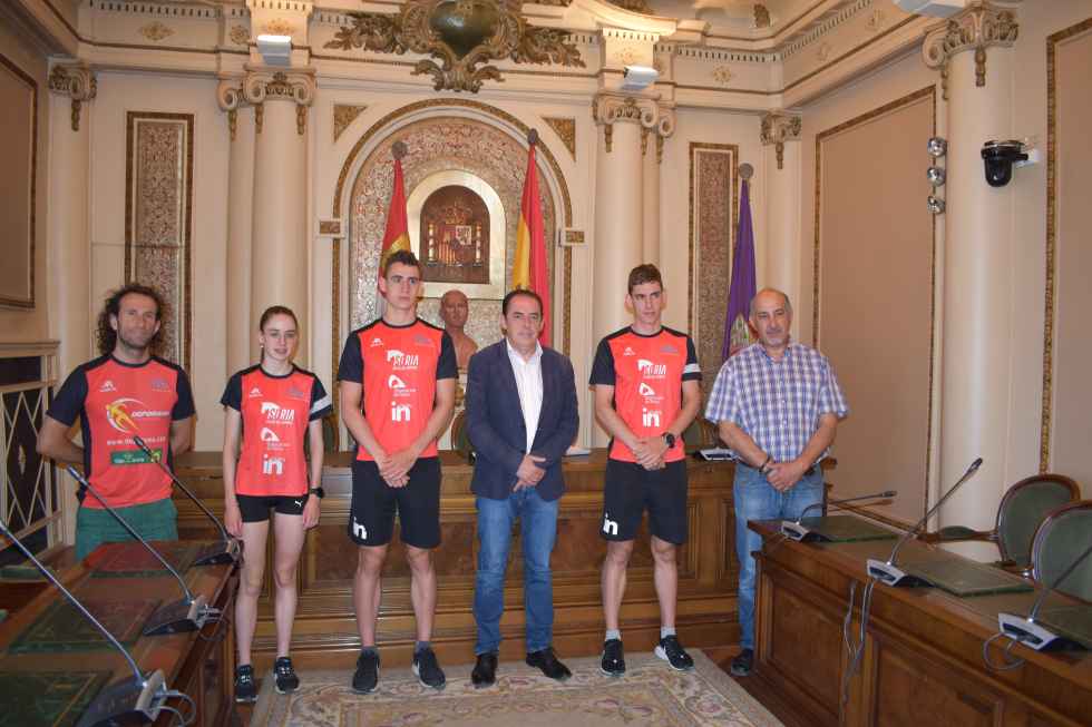 Diputación celebra ascenso del Triatlón Soriano