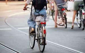 Mayoría favorable a seguro obligatorio para ciclistas