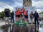 Los hermanos Izquierdo dominan triatlón de Palencia