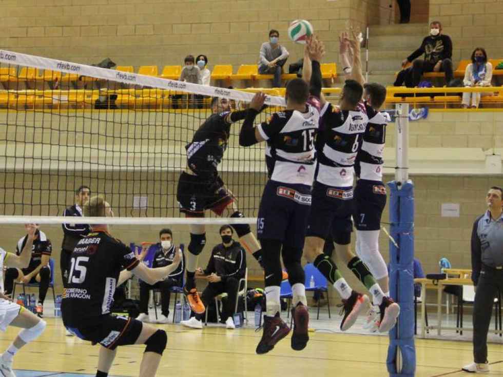 Rodrigo Jiménez cierra plantilla de Río Duero