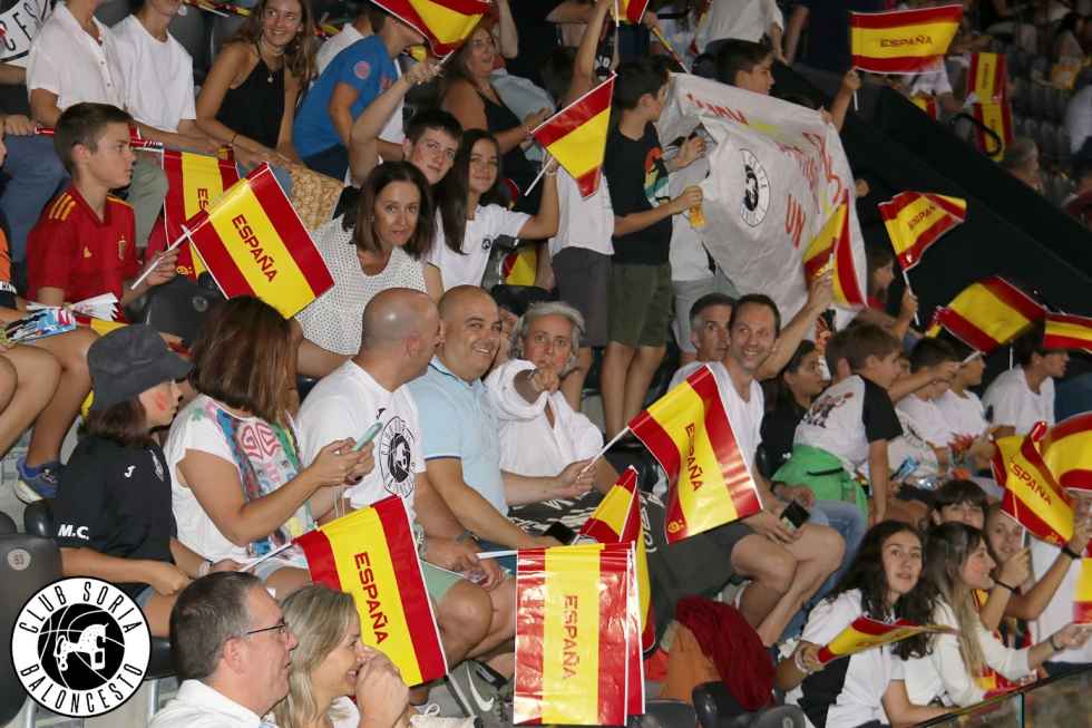 Socios del CSB disfrutan de victoria de selección Socios del CSB disfrutan de victoria de selección